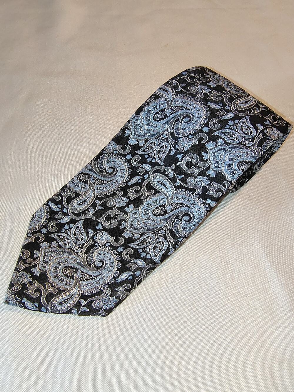 Vintage Sears The Mens Store Black Blue Silver Paisley Necktie 1970s 55" Classic